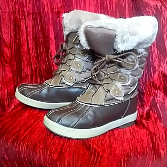 KHOMBU Snow Boots - Picture 1 of 7